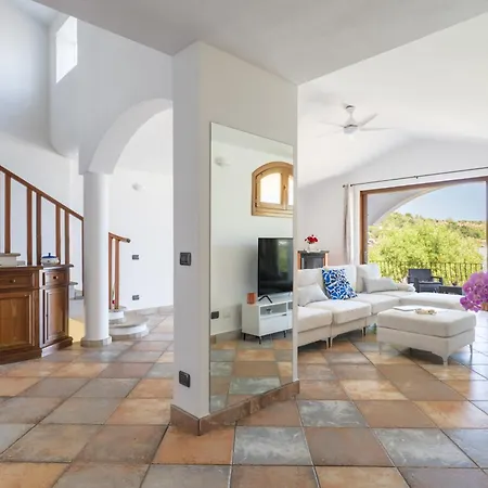 Vila Alisei Vista Mare Àrbatax