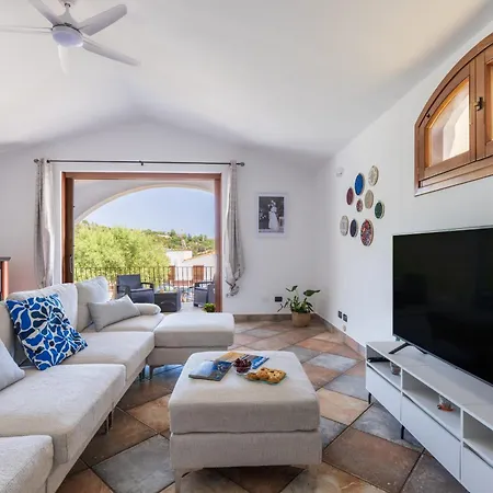 Vila Alisei Vista Mare Àrbatax